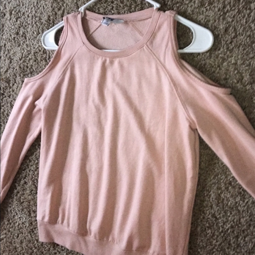 Shirts - Picture 4 of 8